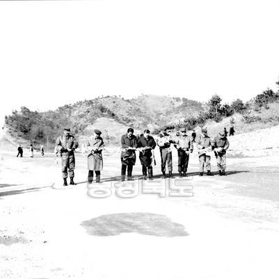경부고속도로 군공구 종결식 의 사진