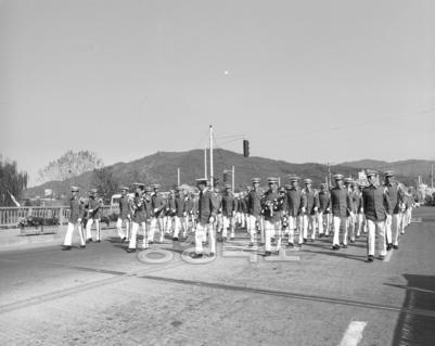 육군의장대 시가행진 및 연주 사진