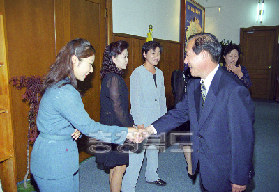 여성 농업인 충북연합회 컴퓨터 기증 사진