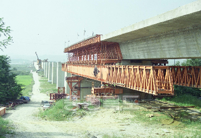 고속전철 오송역사 공사현장 의 사진