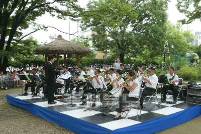 정원 음악회 의 사진