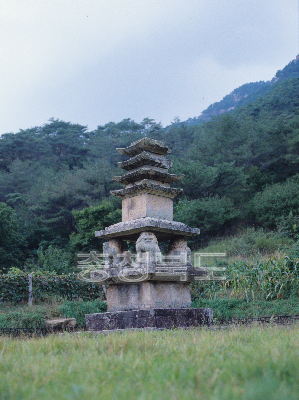빈신사지석탑 의 사진