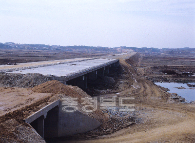 중부고속도로 건설 사진