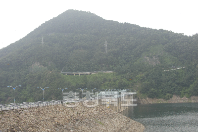 남일-신탄진간 도로개설 부지 의 사진