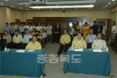 추병직 건교부장관과 충주댐 방류현장 방문 의 사진