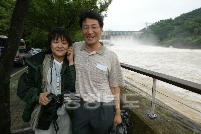 추병직 건교부장관과 충주댐 방류현장 방문 의 사진