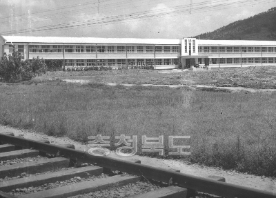 청주시 우암초등학교 (현위치) 의 사진