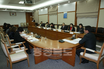 여성정책위원회 의 사진