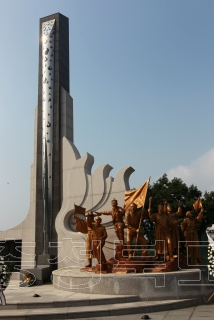 제70주년 광복절 항일운동기념탑 참배 의 사진