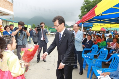 충북 이동식 농업종합병원 개소식 의 사진