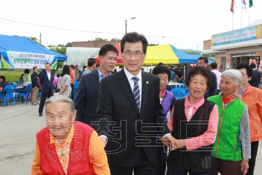 충북 이동식 농업종합병원 개소식 의 사진