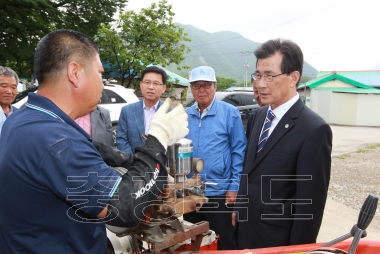 충북 이동식 농업종합병원 개소식 의 사진