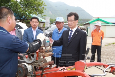 충북 이동식 농업종합병원 개소식 의 사진