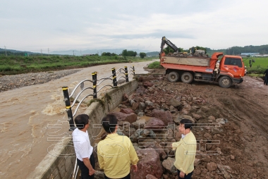 집중호우지역 피해현장 점검 의 사진