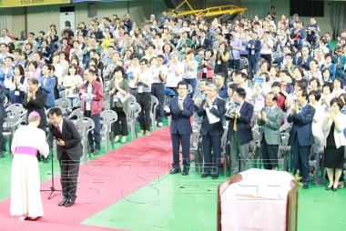 제35회 대한민국 가톨릭공직가족 피정대회 의 사진