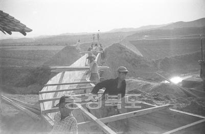 용수로및 양수 작업장 의 사진