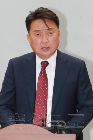 김영환 도지사 당선인 기자회견 의 사진