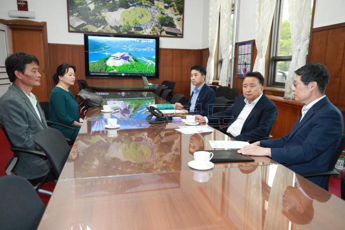 충북도립극단 예술감독 부임인사 사진