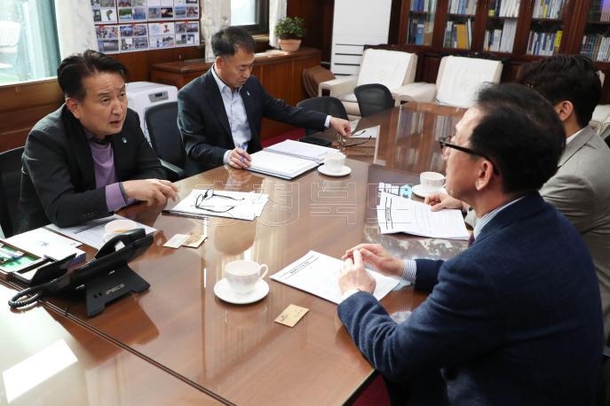 20241125 - 충청북도의사회 회장 접견(여는마당 도지사) 사진