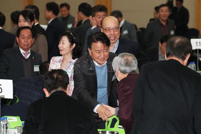 20241212 - 충북경제포럼 창립 26주년 기념식(그랜드플라자청주호텔 도지사) 사진