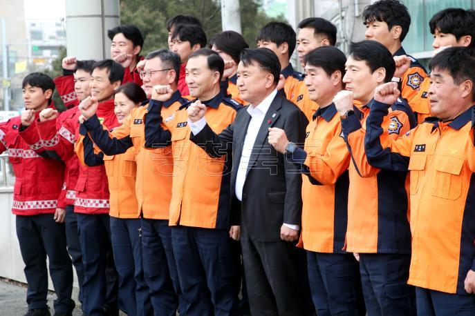 20250122 - 설 맞이 기관방문 격려(청주동부소방서 도지사) 사진