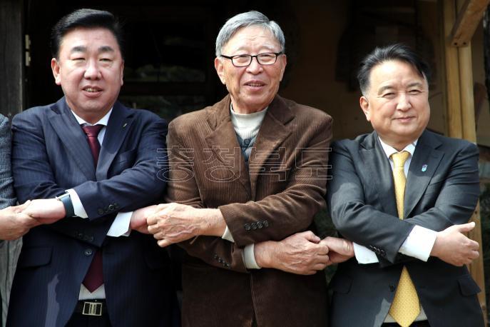 20250328 - 야구 원로 오찬 간담회(청주시 도지사) 사진