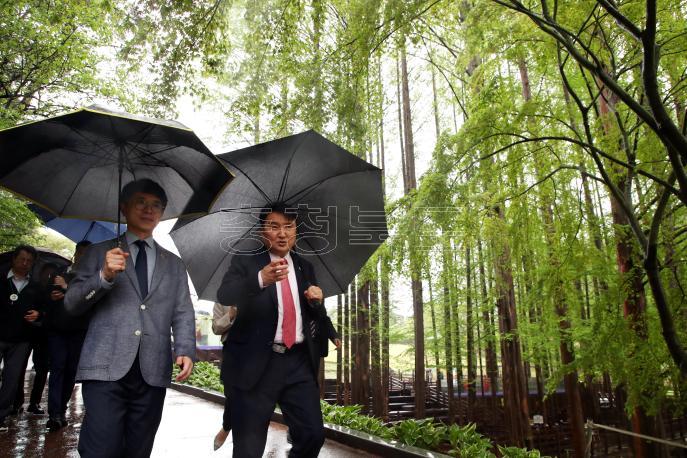 20250422 - 청남대 규제개선 관련 환경부장관 현장 방문(청남대 도지사) 사진