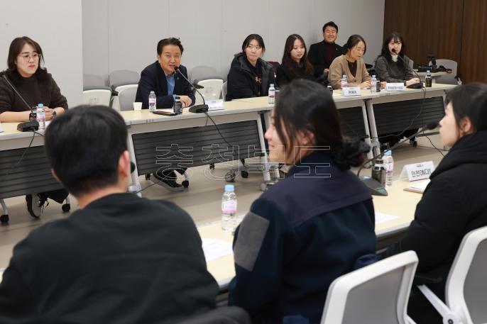 20251226 - 도정혁신 연구모임 '끌어올림' 브라운백 미팅(워크숍룸1) 의 사진