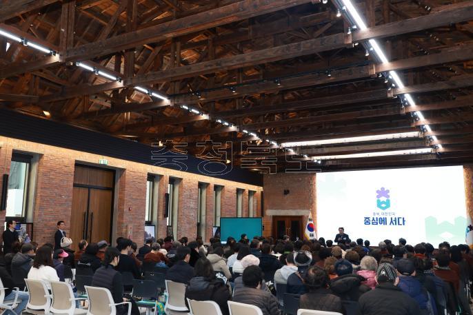 20251226 - 충북영상자서전 우수콘텐츠 상영회(대회의실) 의 사진