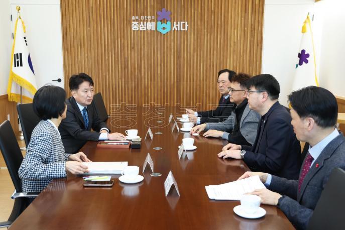 20260303 - 신한은행 충북동부본부 성금 지정기탁식(여는마당 도지사) 의 사진