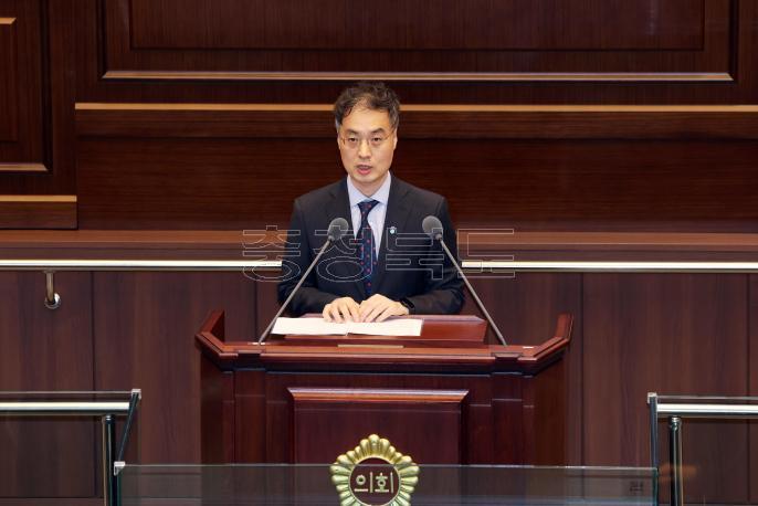20260311 - 충청북도 추가경정예산안 제출에 따른 제안설명(본회의장 경부) 의 사진