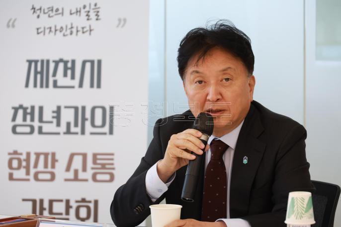 20260310 - 제천 청년정책서포터즈 간담회(제천시청년센터, 도지사) 사진