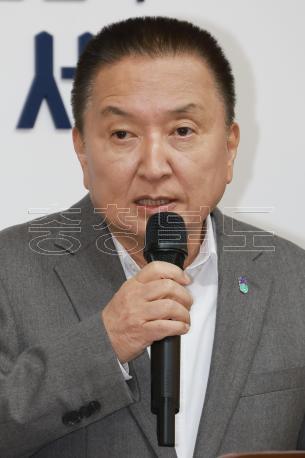 20260326 - 충청북도 인구, 청년정책 관련 브리핑(브리핑룸, 도지사) 의 사진