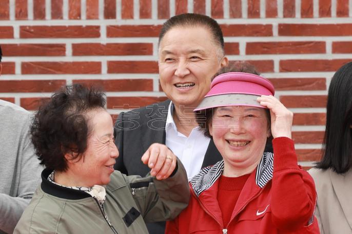 20260401 - 충북정원교육센터 개소식(미원, 도지사) 의 사진