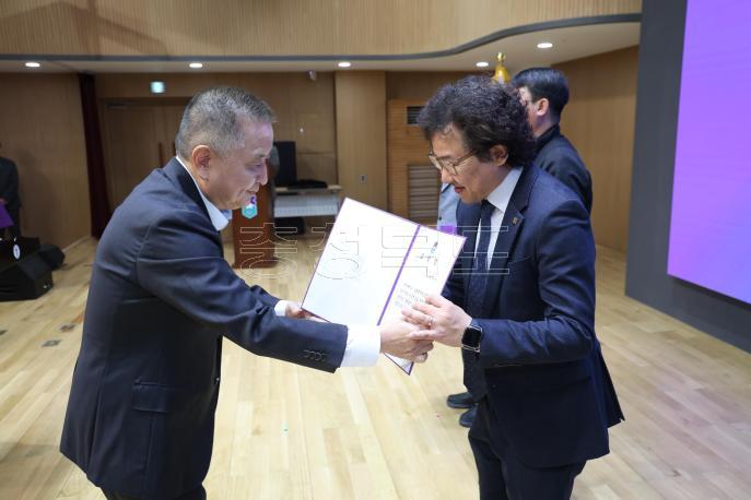 20260401 - 4월 직원조회(문화홀 도지사) 의 사진