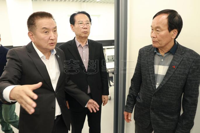 20260414 - 괴산군기업비즈니스센터 개관식(괴산 도지사) 의 사진