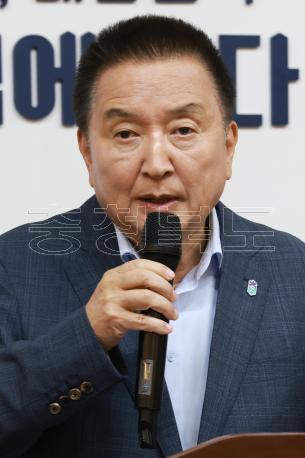 20260429 - 충북형 스마트팜 보급사업 관련 브리핑(브리핑룸, 도지사) 의 사진