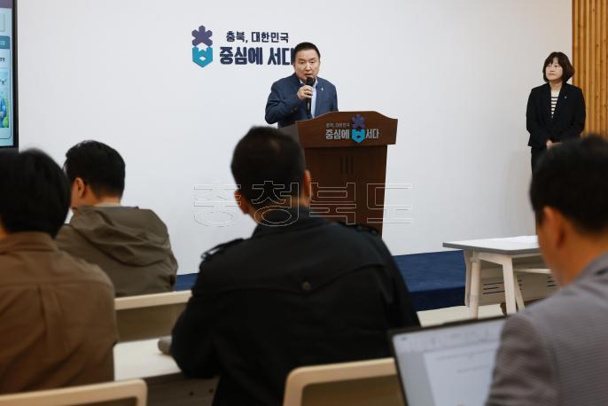20260429 - 충북형 스마트팜 보급사업 관련 브리핑(브리핑룸, 도지사) 의 사진