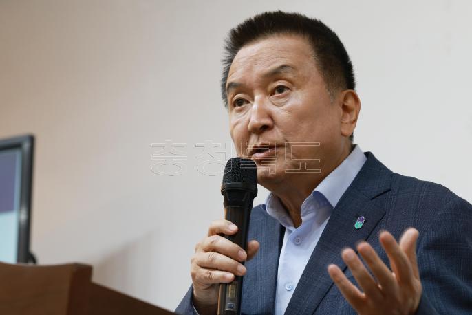 20260429 - 충북형 스마트팜 보급사업 관련 브리핑(브리핑룸, 도지사) 의 사진
