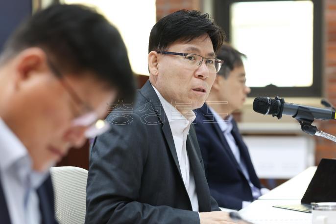 20260518 - 확대간부회의(대회의실 행부) 의 사진