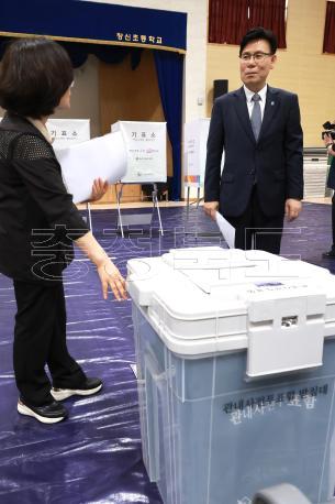 20260528 - 지방선거 사전투표소 점검(창신초, 권한대행) 의 사진