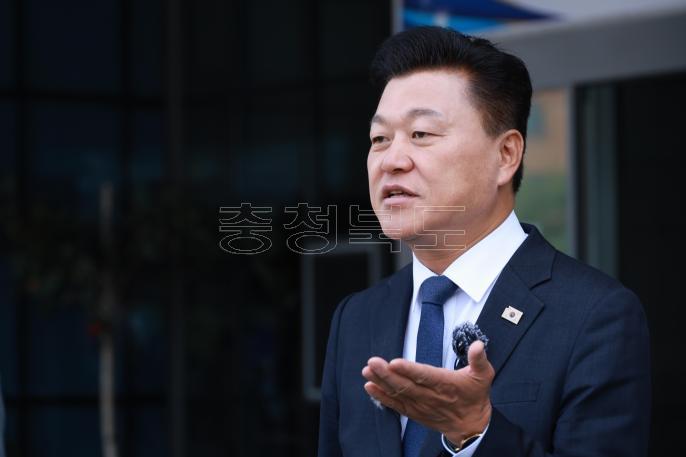 20260610 - 제37대 도지사직 인수위원회 현판식(충북연구원, 당선인) 의 사진