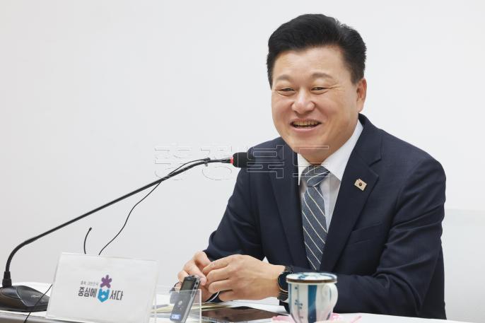 20260611 - 인수위 운영방향 관련 기자간담회(당선인, 브리핑룸) 의 사진