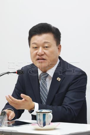 20260611 - 인수위 운영방향 관련 기자간담회(당선인, 브리핑룸) 의 사진