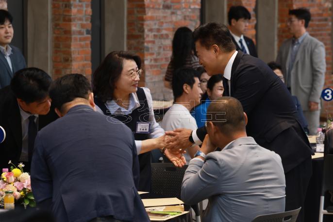 20260616 - 충북도지사직 인수위원회 자문위원 위촉식(대회의실, 당선인) 의 사진