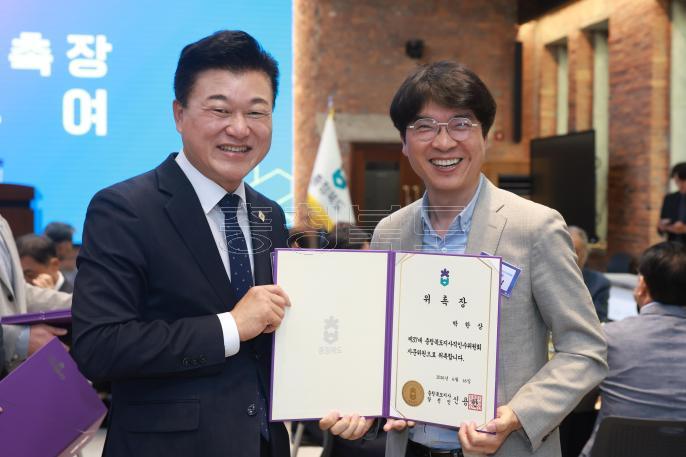 20260616 - 충북도지사직 인수위원회 자문위원 위촉식(대회의실, 당선인) 의 사진