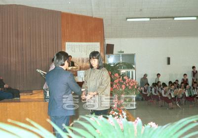 대농 부설 양백여중고 졸업식 의 사진