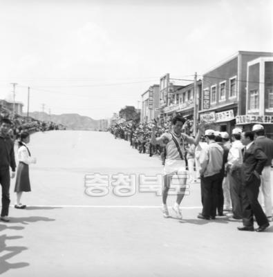 청주 - 제천간 도지사배 쟁탈 역전 경기 의 사진