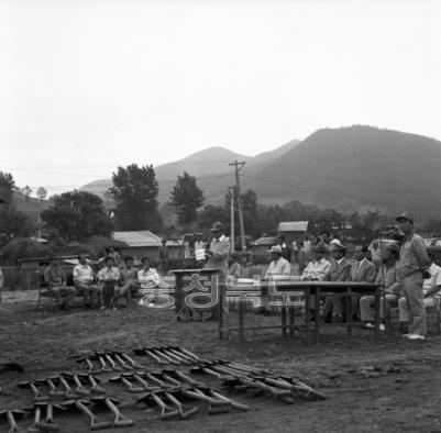 충북운수업체 화양동 진입도로 정비 새마을 사업 의 사진