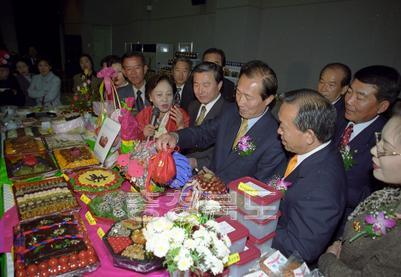 농촌 지도자 대회 및 명가음식 축제 의 사진